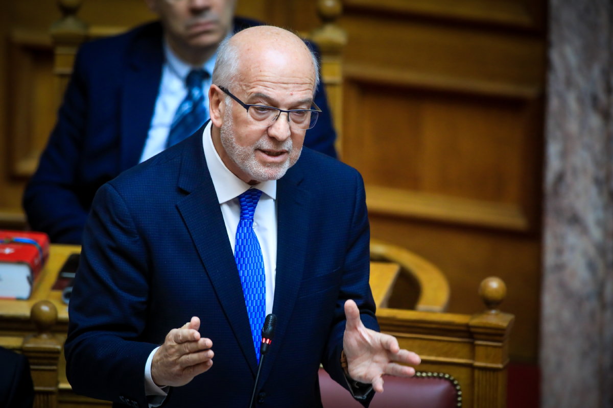 Αυτεπάγγελτη ποινική δικογραφία για Ζωή Κωνσταντοπούλου λόγω βίντεο από τη δίκη για τα Τέμπη