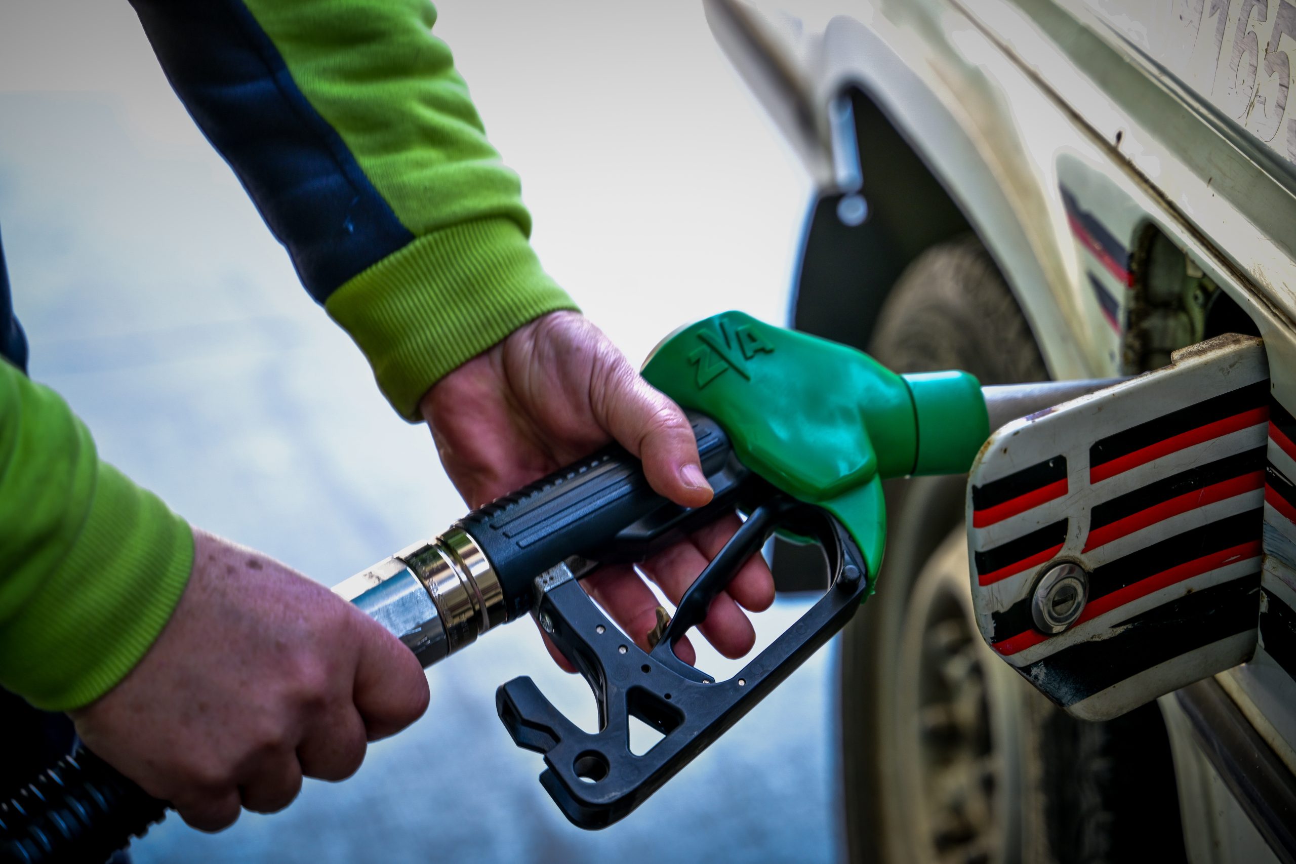 Πάσχα με «φωτιά» στα καύσιμα – Πότε θα πέσουν οι τιμές