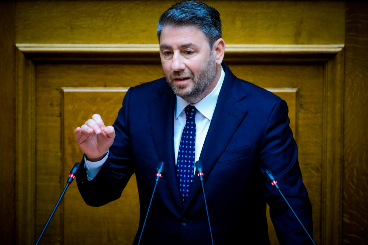 Ανδρουλάκης στη βουλή: «Εκλογές τώρα για να μπει τέλος στην ατιμωρησία»