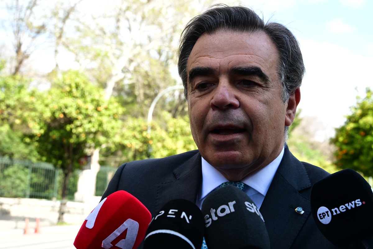 Αλλαγή σκυτάλης στο ΥΠΑΑΤ: Το μήνυμα Σχοινά για τις επιδοτήσεις και τις ζωονόσους