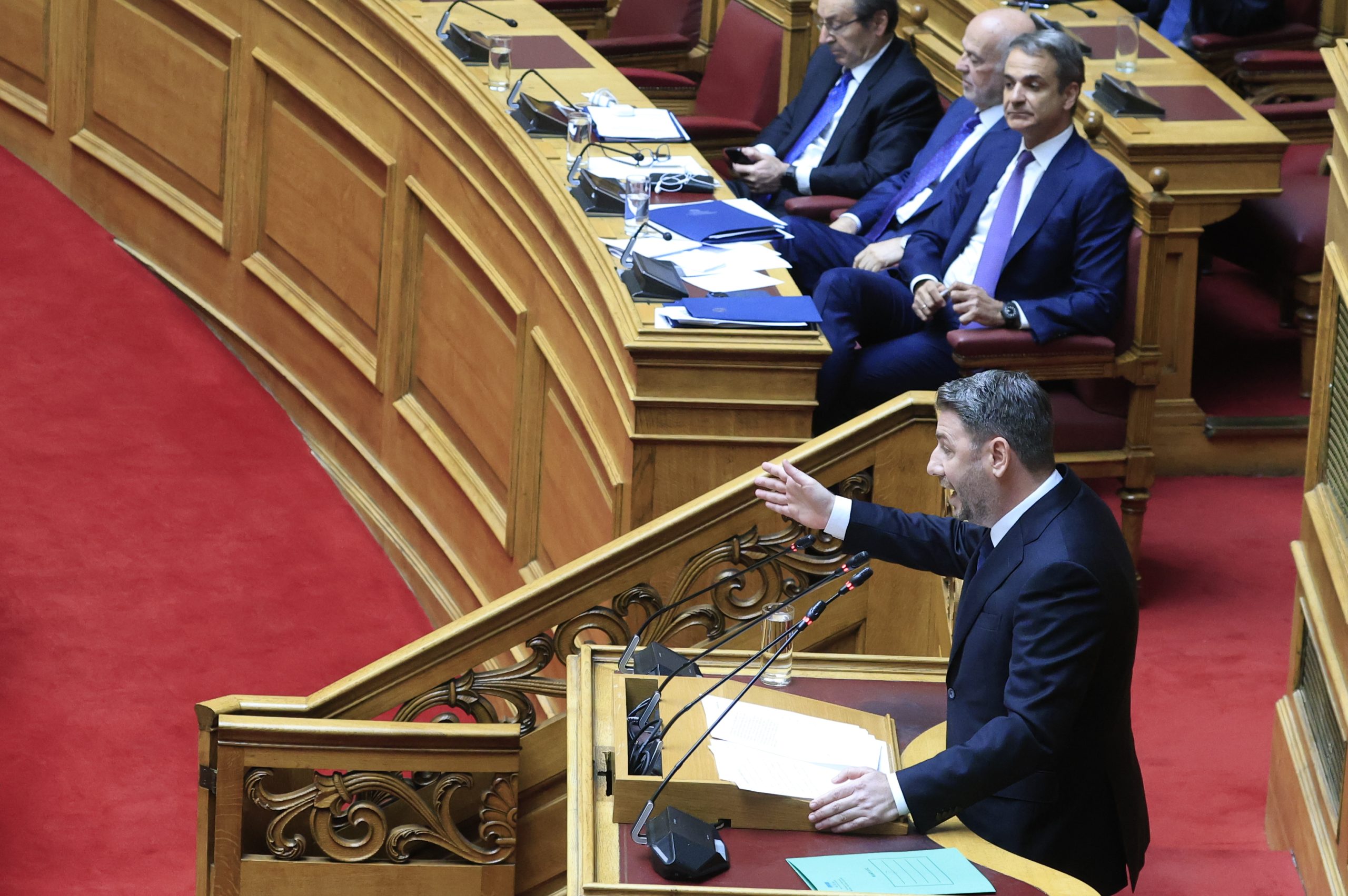 Πολιτικό σύστημα σε λίμπο