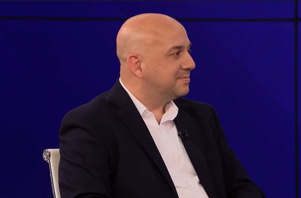 Θέμης Χασιώτης στο Business Monitor: Το «κενό» δεξιοτήτων που φρενάρει την αγορά εργασίας