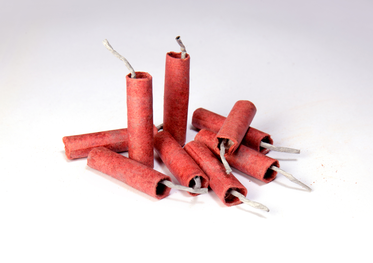 Πάσχα 2026: Προειδοποίηση της ΕΛ.ΑΣ. για κροτίδες και βεγγαλικά – Οι κίνδυνοι και τι να προσέξετε