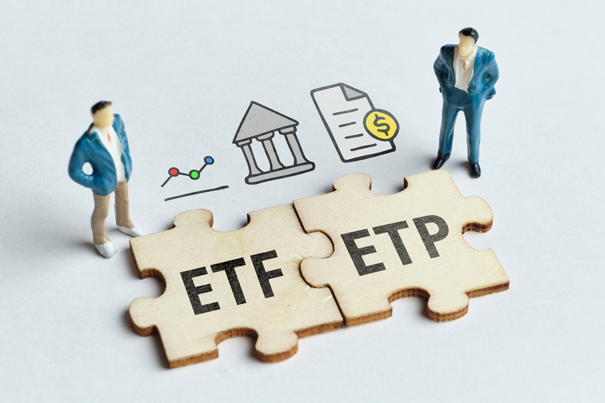 ETPs vs ETFs: Τι πρέπει να γνωρίζεις πριν επενδύσεις