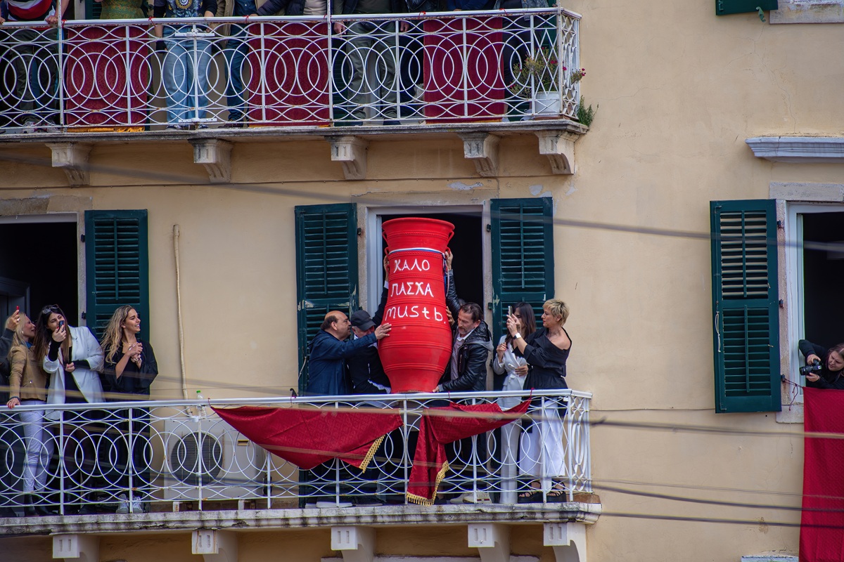 Ανοιξιάτικο το σκηνικό του καιρού όλη τη Μεγάλη Εβδομάδα – Πότε έρχονται οι βροχές