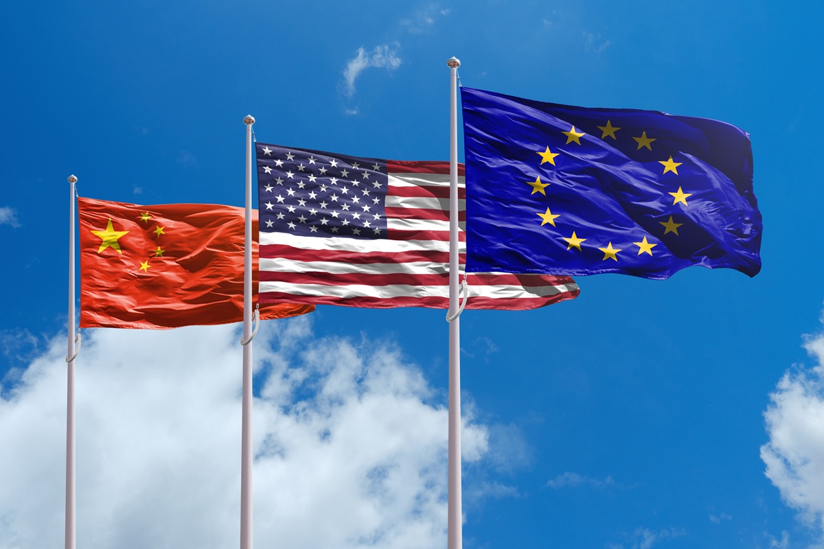 Αλλάζει το κλίμα στην Ευρώπη: Οι ΗΠΑ θεωρούνται πλέον μεγαλύτερη απειλή από την Κίνα