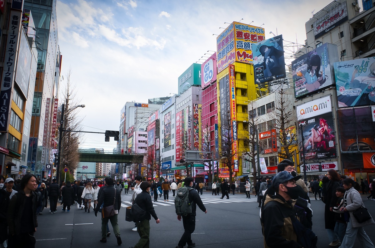 Ιαπωνία: Πώς η έλλειψη προσωπικού δίνει ώθηση στη «φυσική» Τεχνητή Νοημοσύνη