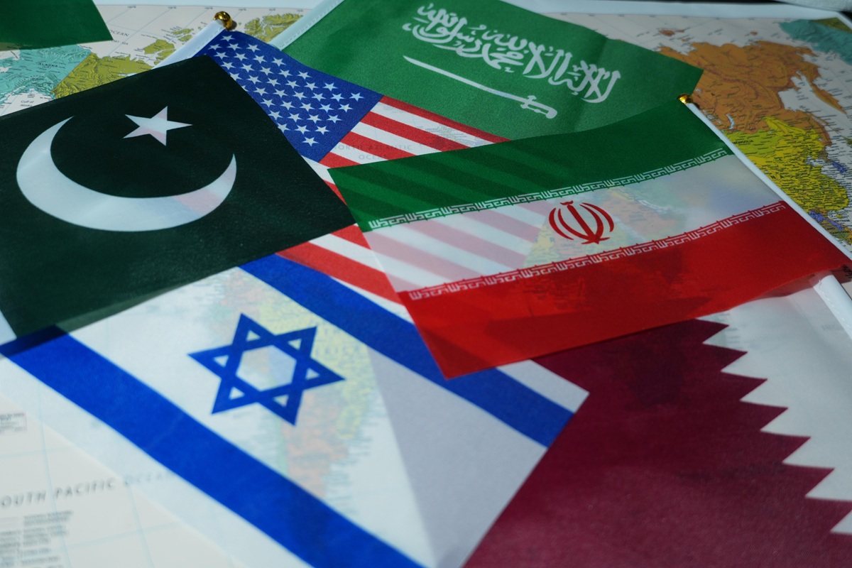 Πακιστάν: Πώς εξελίσσεται σε κρίσιμο διαμεσολαβητή στις συνομιλίες ΗΠΑ-Ιράν