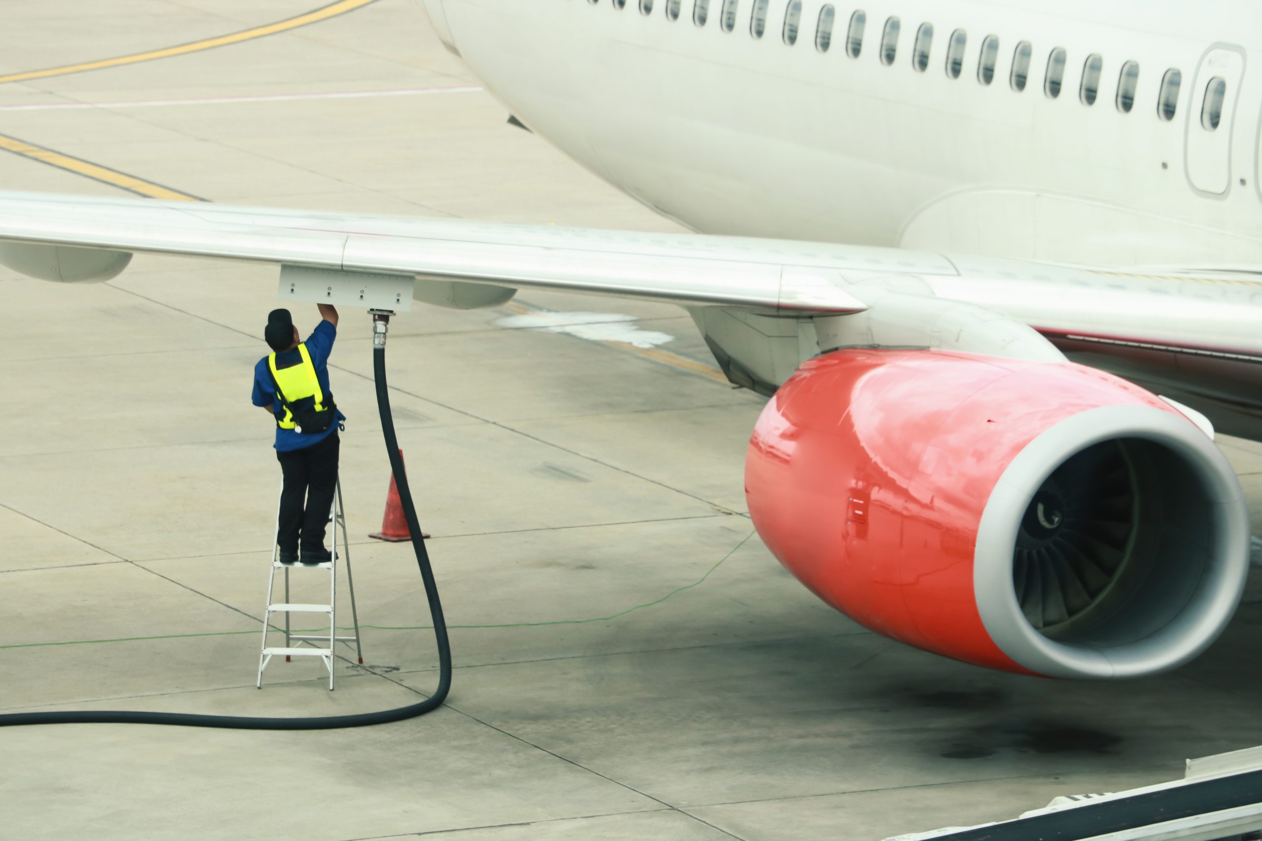 Ευρώπη χωρίς καύσιμα; Το σενάριο που τρομάζει τις αεροπορικές