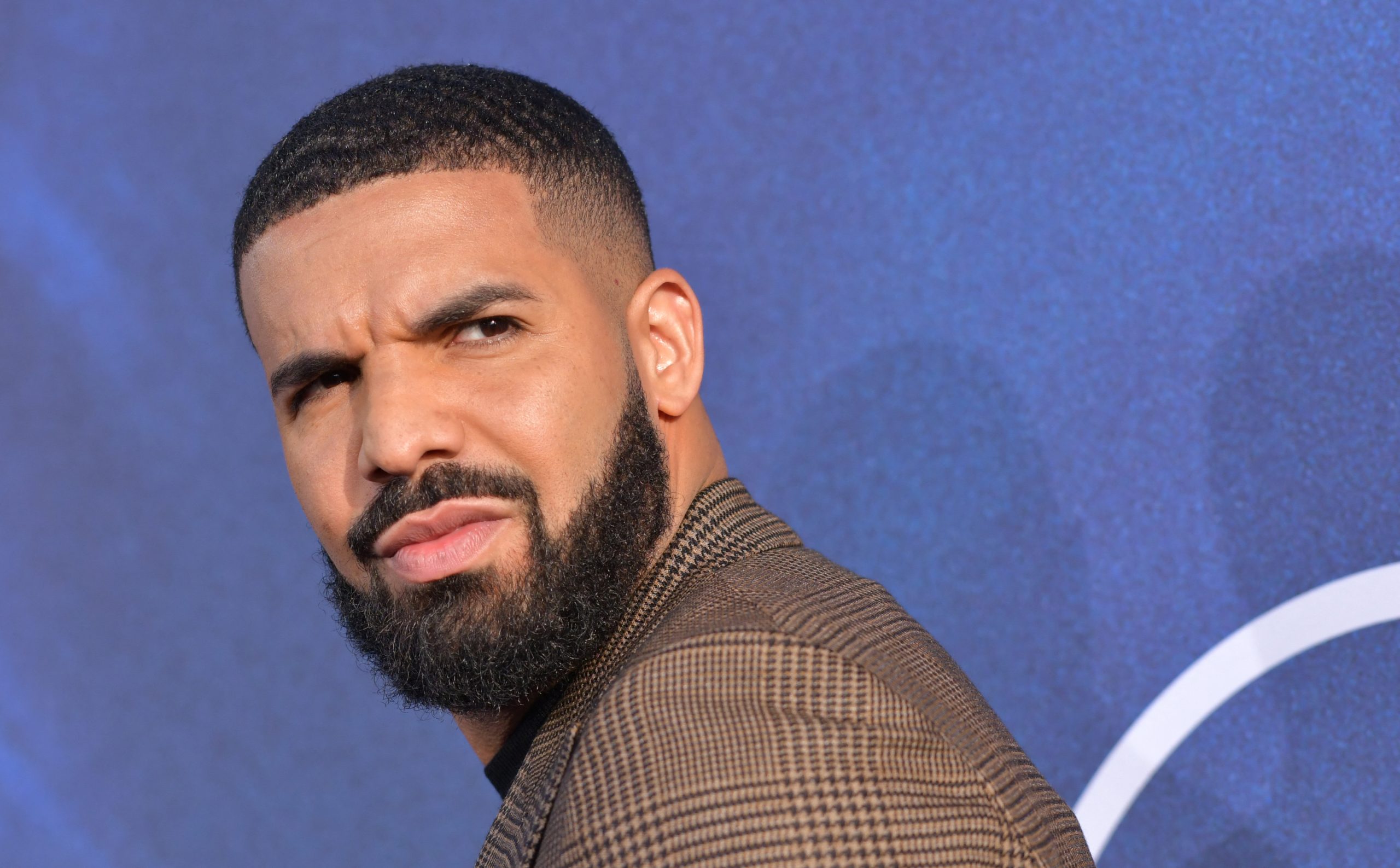 Πώς ο Drake ξαναγράφει τους κανόνες του streaming