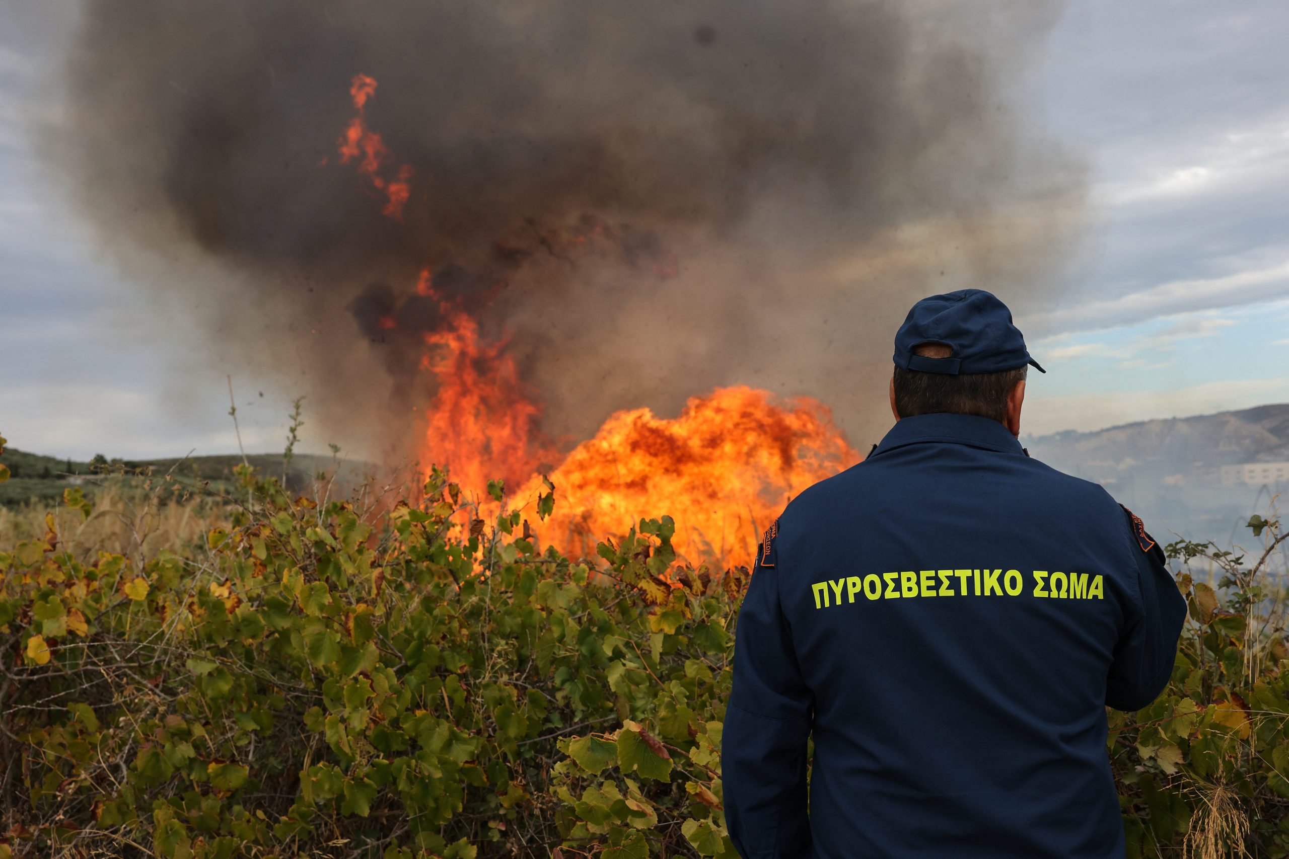 Ξεκινά η αντιπυρική περίοδος: 100 drones, χαρτογράφηση κινδύνου και αυστηροί έλεγχοι