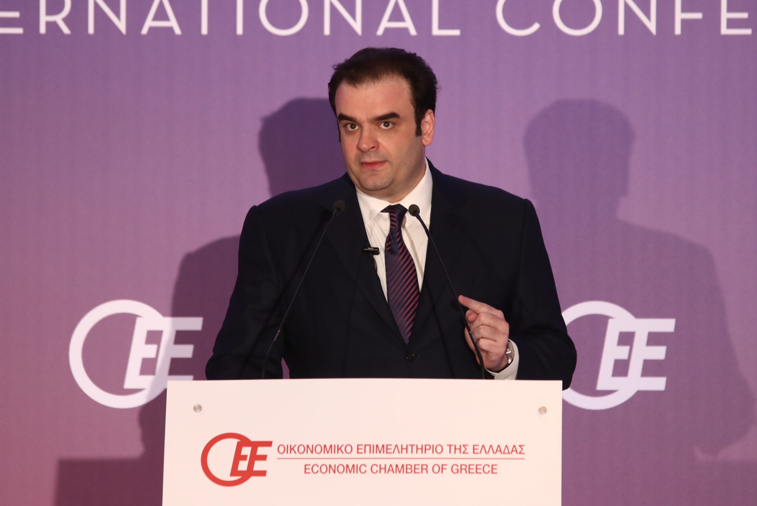 Πιερρακάκης: «Η σταθερότητα είναι η νέα ανάπτυξη» – Στόχος χρέος κάτω από 120% έως το 2029