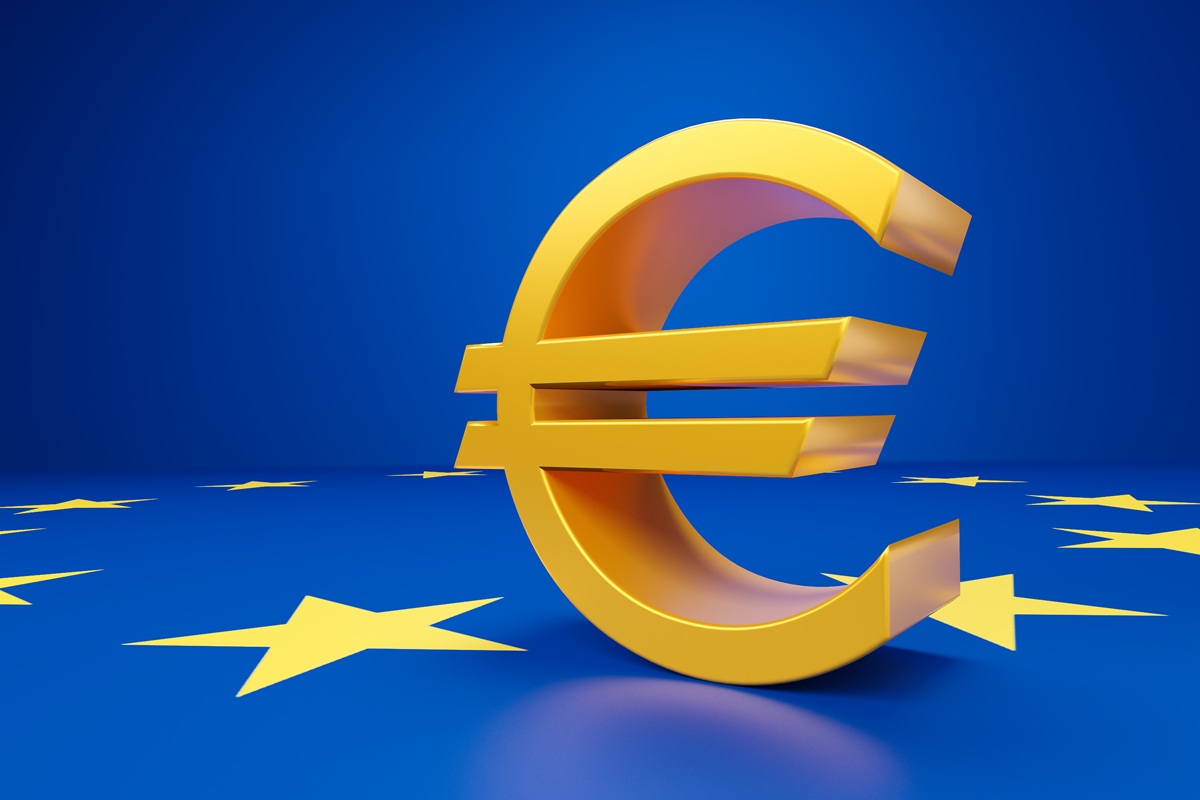 ΕΚΤ: Στο τραπέζι δύο αυξήσεις επιτοκίων με φόντο τον πόλεμο στο Ιράν