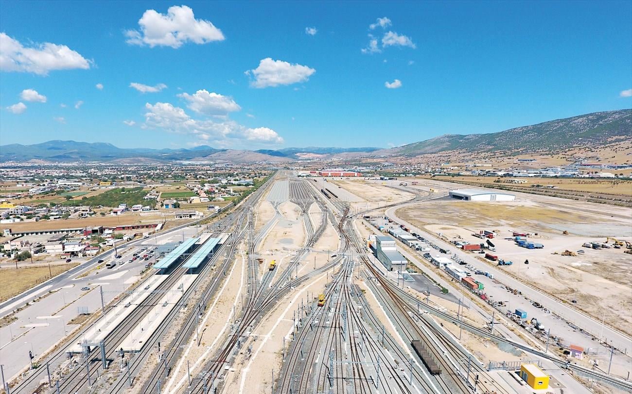 Η FxD Logistics των Hellenic Train και DAMCO «βάζει στις ράγες» το Θριάσιο ΙΙ