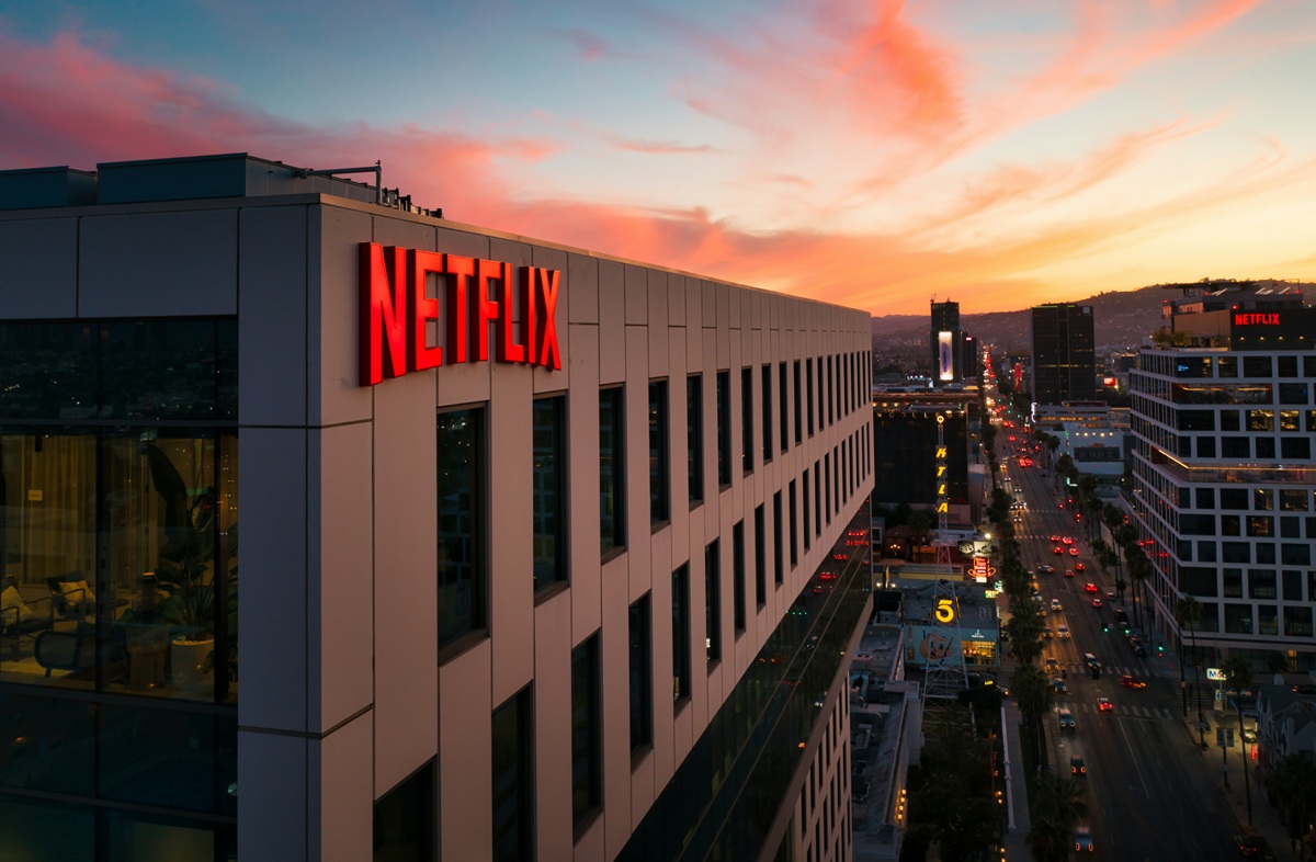 Netflix: «Εκτόξευση» των θεατών στο πρόγραμμα με διαφημίσεις – Η στρατηγική στροφή της εταιρείας