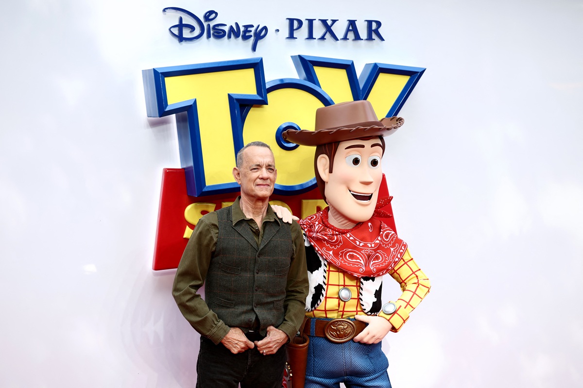 Τομ Χανκς: «Η Disney θα μπορούσε να χρησιμοποιήσει AI για να με αντικαταστήσει στο Toy Story μετά τον θανάτό μου»