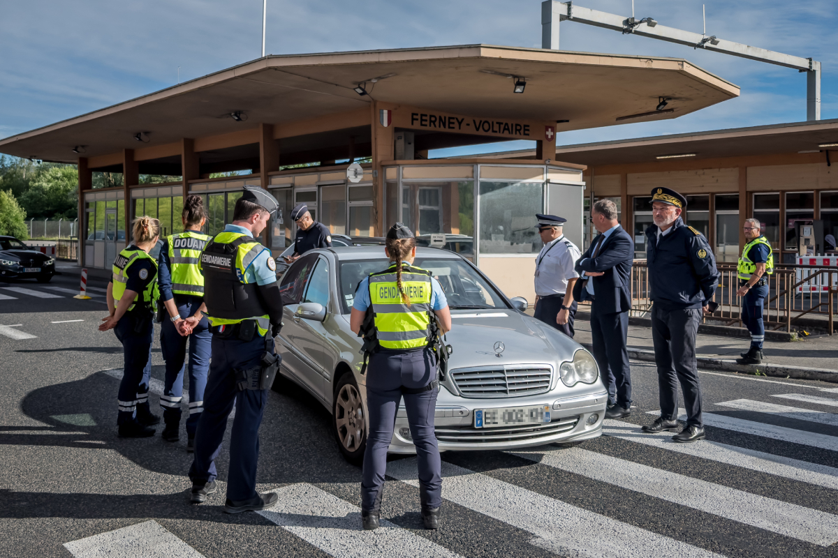 Ελβετία: Δημοψήφισμα-ορόσημο για πλαφόν 10 εκατ. κατοίκων έως το 2050