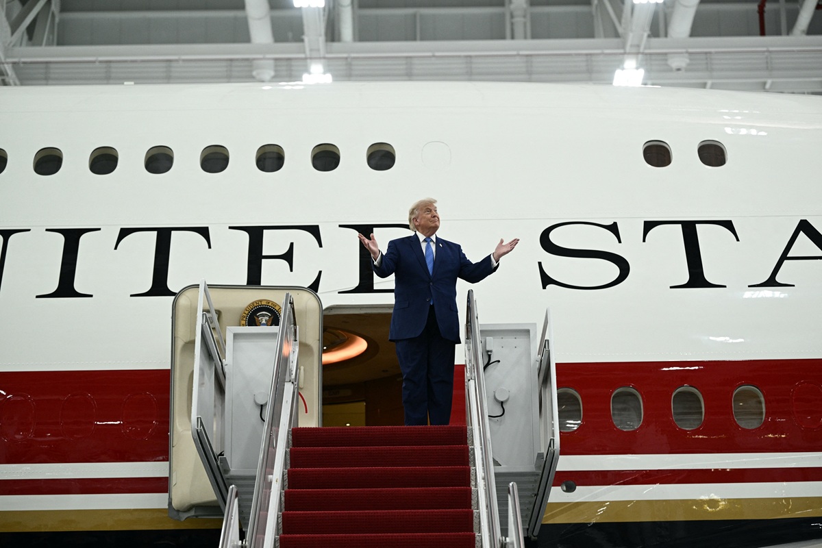 Ντόναλντ Τραμπ για το νέο Air Force One: «Όταν το δείτε, δεν θα το πιστεύετε»