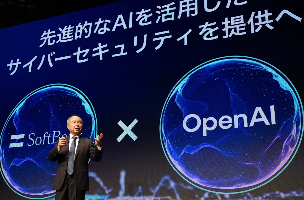 SoftBank: «Όχι» στα διαστημικά data centers – Οι αιχμές του Μασαγιόσι Σον για τα σχέδια της SpaceX