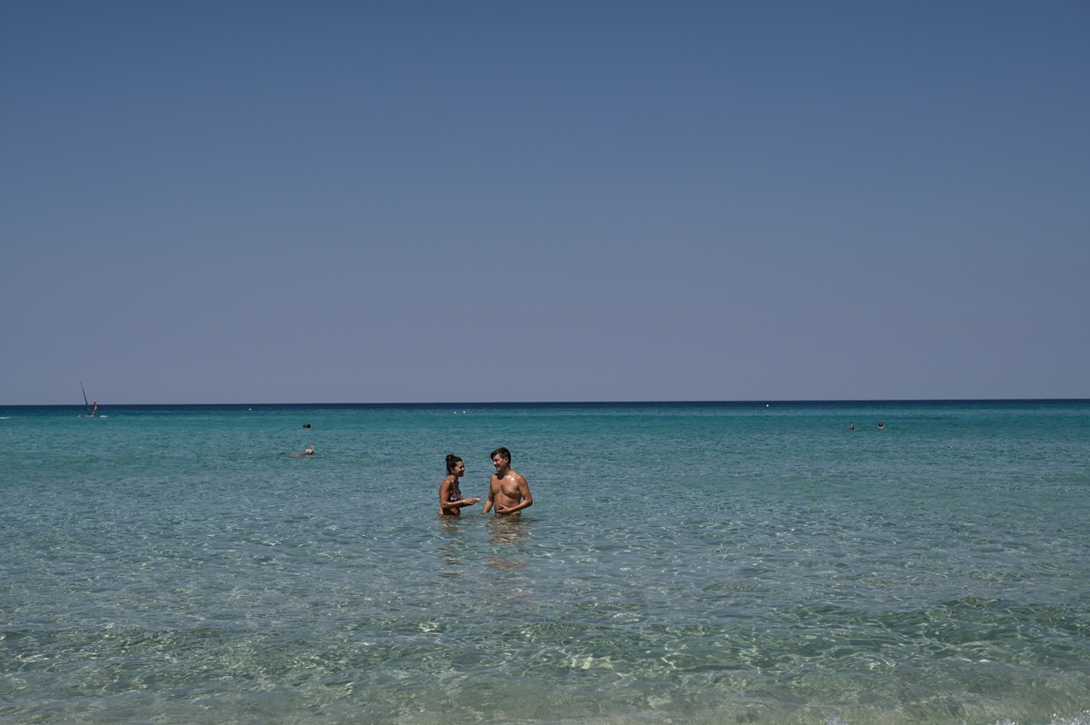 Γαλάζια Σημαία: Οι 624 πιο καθαρές παραλίες στην Ελλάδα – Οι 17 βραβευμένες της Αττικής