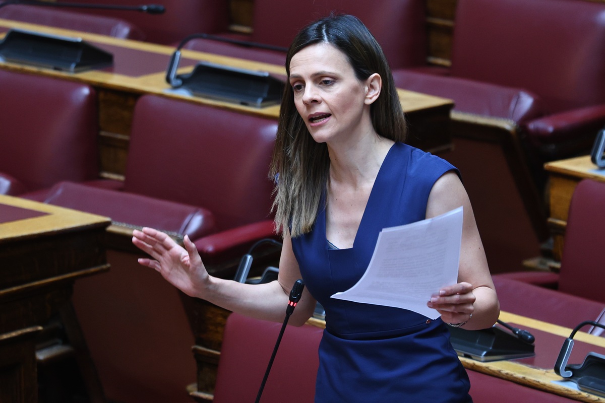 Έφη Αχτσιόγλου: «Ο δρόμος της Νέας Αριστεράς ήταν αδιέξοδος – Ο Τσίπρας έχει πρωταγωνιστικό ρόλο»