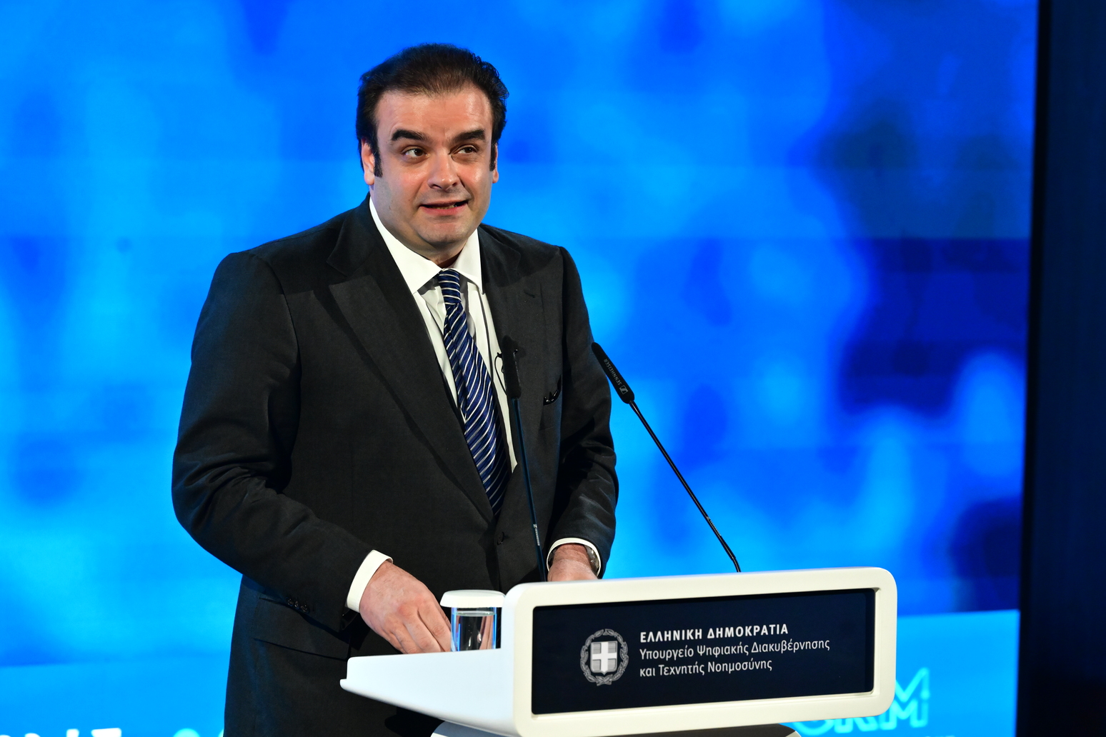 Πιερρακάκης: Στο τραπέζι νέες φορολογικές ελαφρύνσεις – Το μήνυμα για επενδύσεις και ιδωτικό χρέος