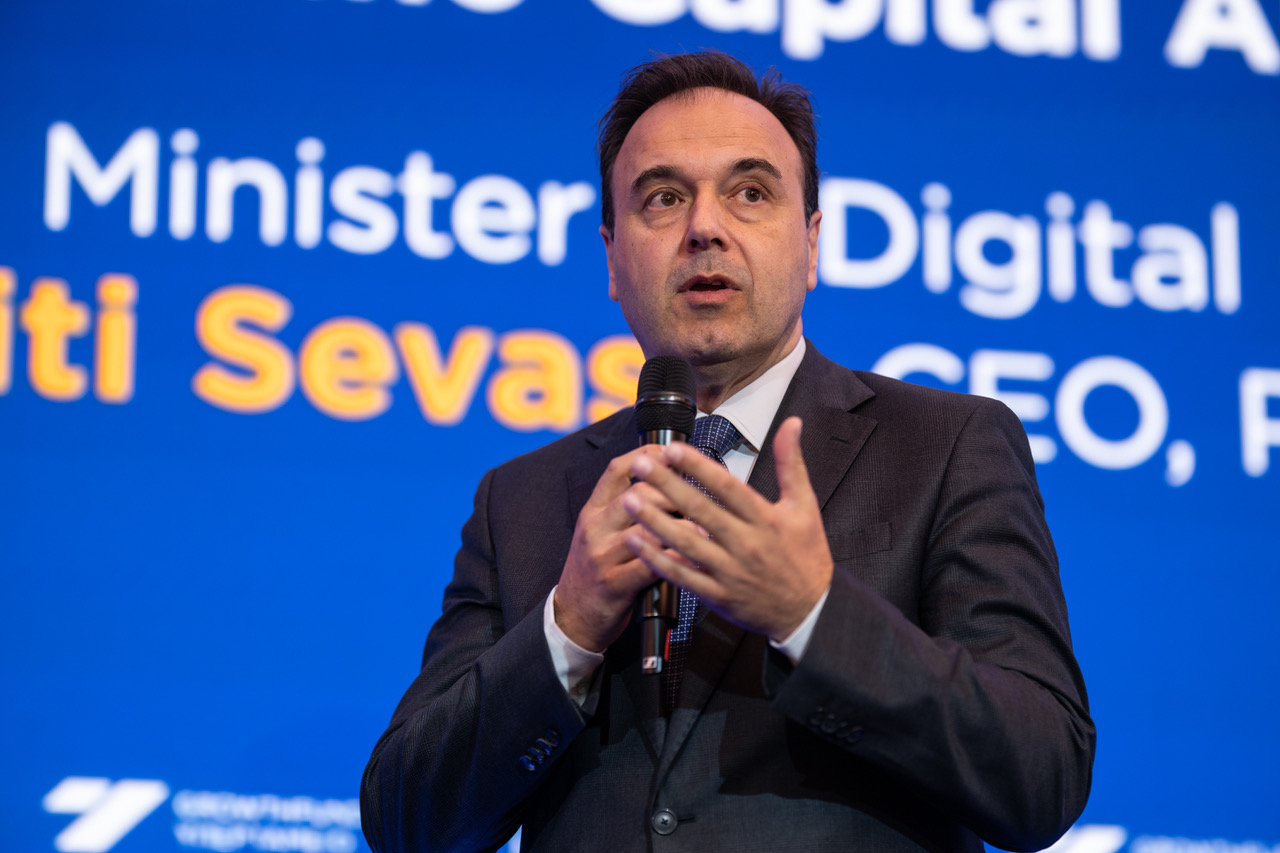 Growthfund Investor Summit 2026: Η Ελλάδα επενδύει στο AI και τις ψηφιακές υποδομές με επίκεντρο το Pharos AI Factory