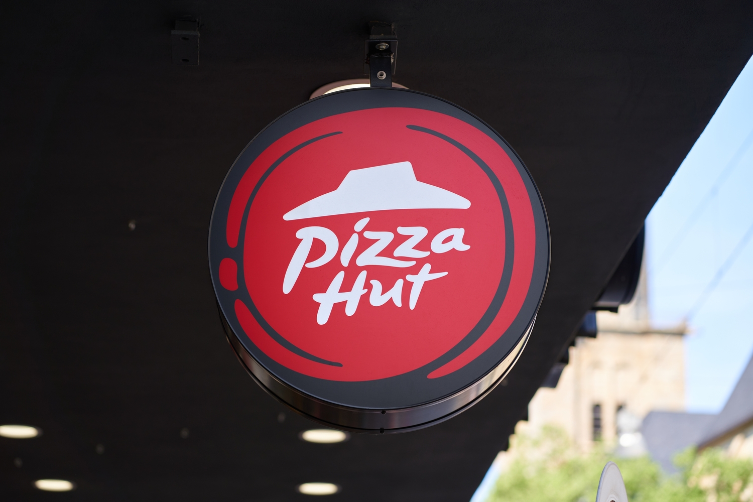 Η Pizza Hut αλλάζει χέρια – Το deal των 2,7 δισ. δολαρίων
