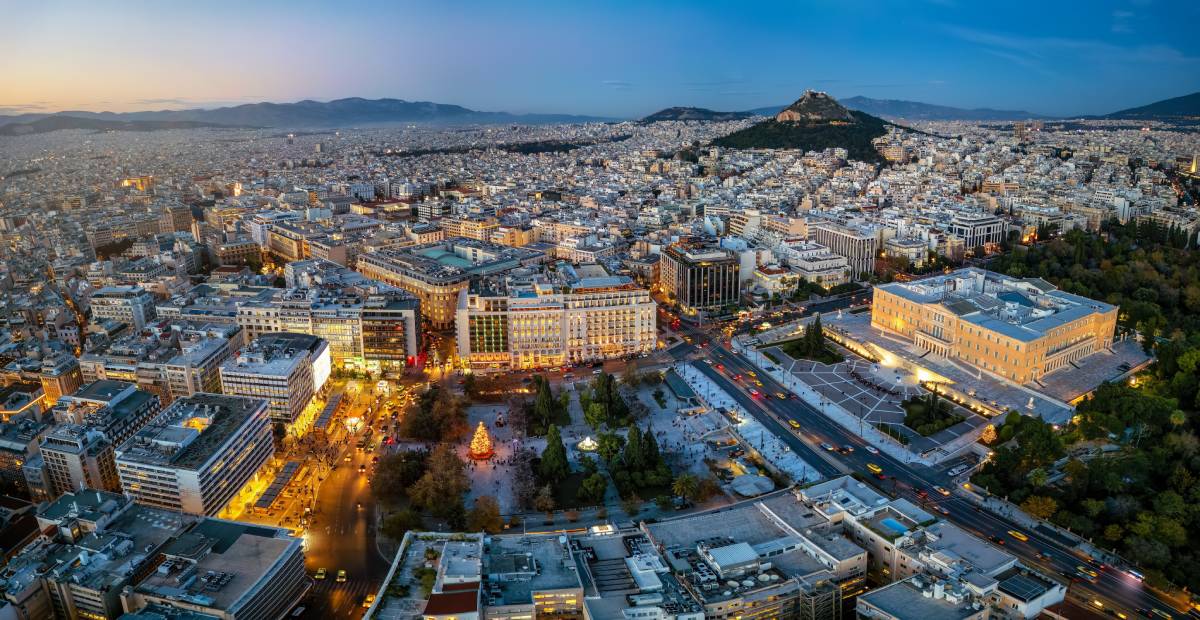 Η κυβέρνηση ανοίγει την πόρτα σε hedge funds και private equity με νέο φορολογικό πλαίσιο