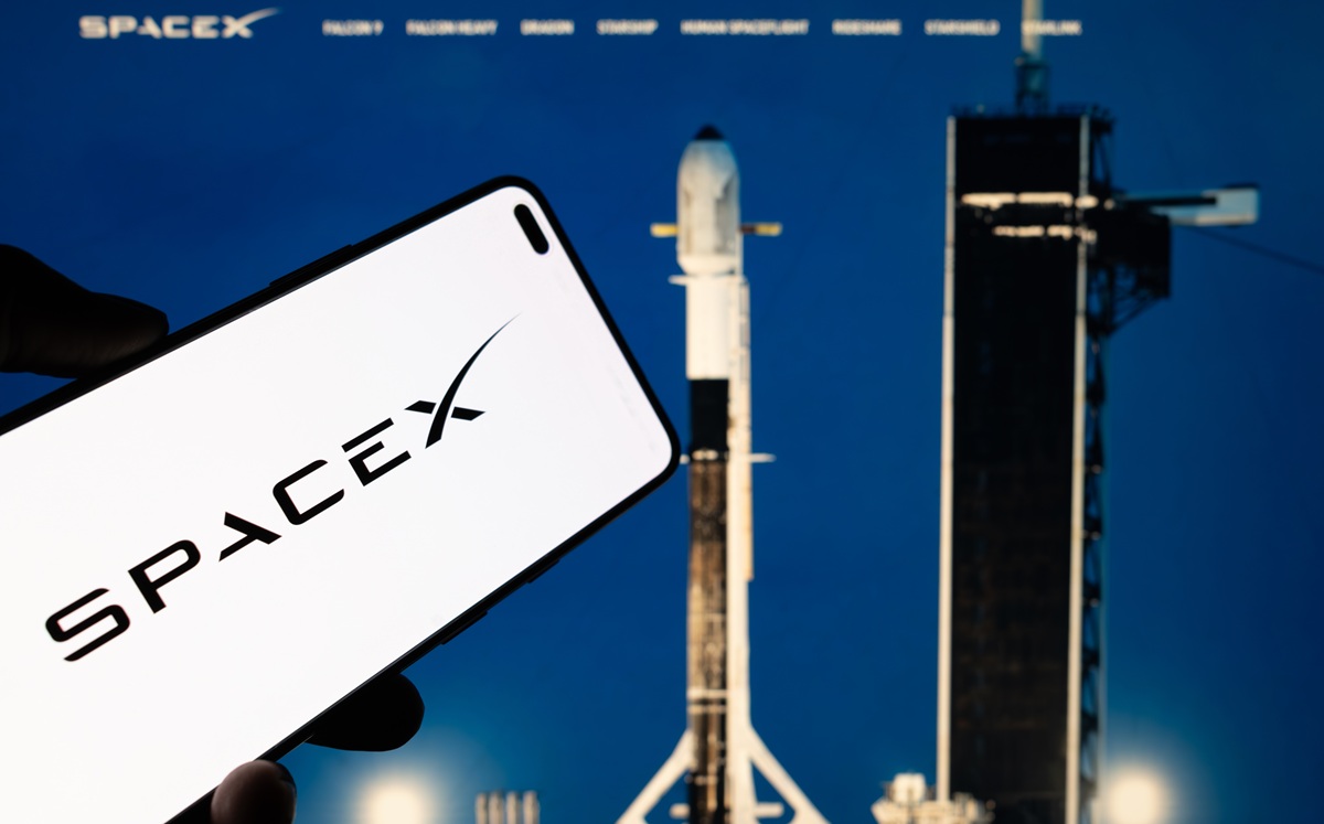IPO-μαμούθ για τη SpaceX: Γιατί απαγορεύεται η συμμετοχή επενδυτών από την Κίνα