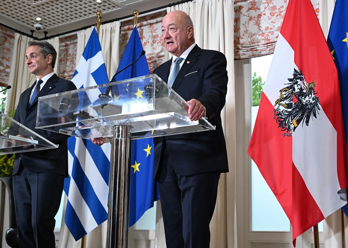 Στόκερ: «Η Ελλάδα έχει εξελιχθεί σε μία από τις πιο ανθεκτικές οικονομίες της Ευρώπης»