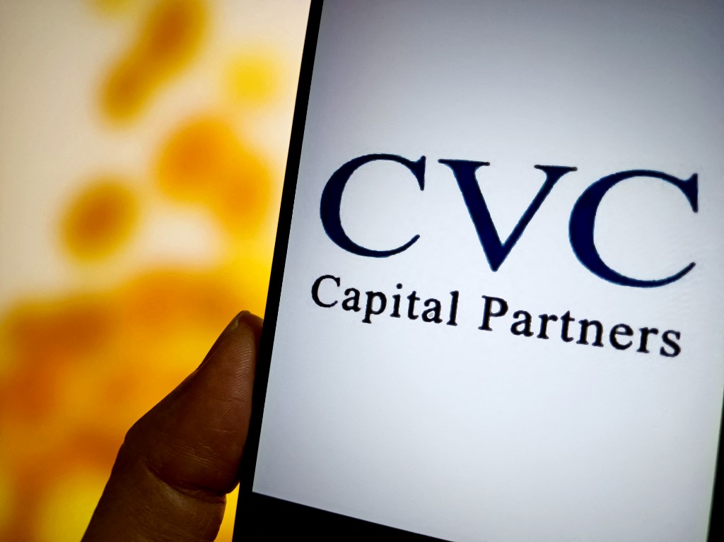 Η CVC Capital Partners πουλά τη D-Marin – Πάνω από 1 δισ. ευρώ το τίμημα