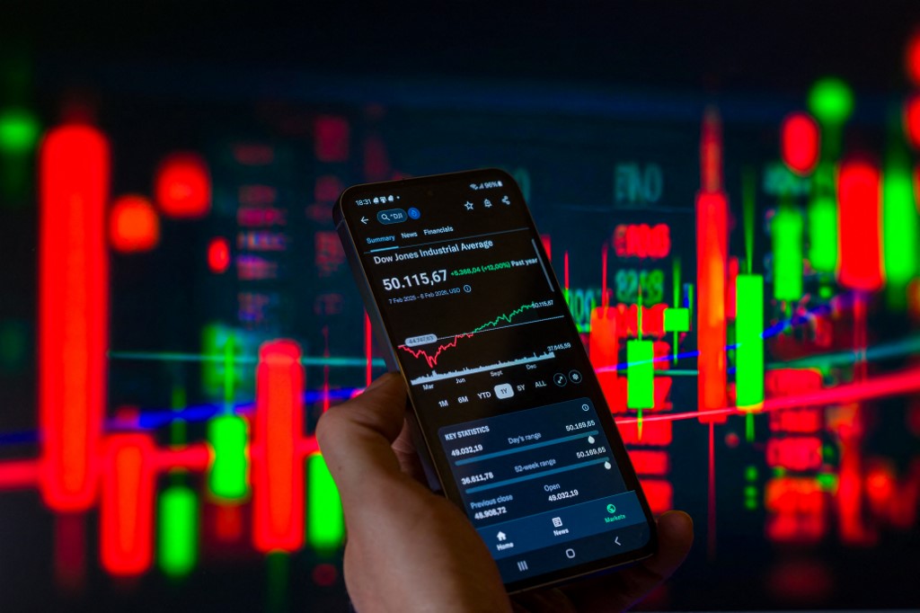 Η «κρυφή» μεταβλητότητα του S&P 500: Τι φοβούνται οι επενδυτές