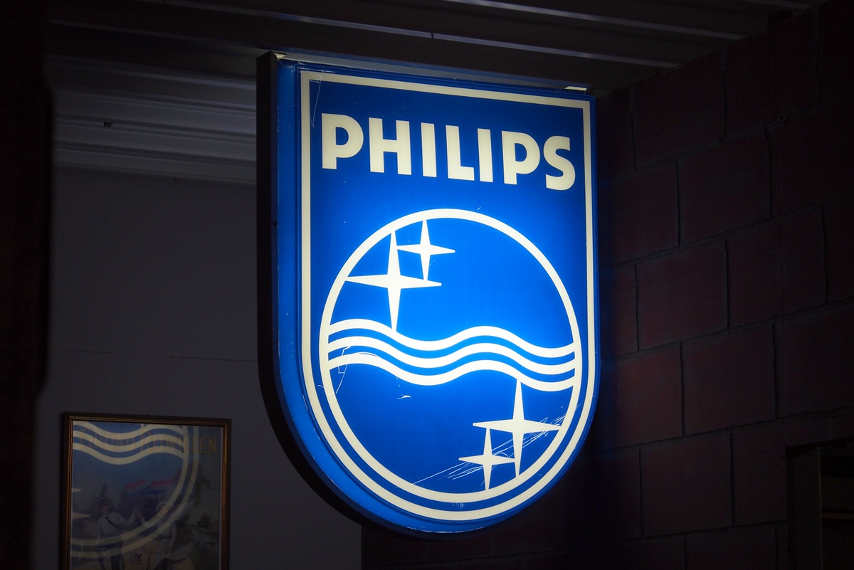 Philips Ελλάς: Πίεση στις πωλήσεις αλλά διατηρεί ισχυρή κεφαλαιακή βάση