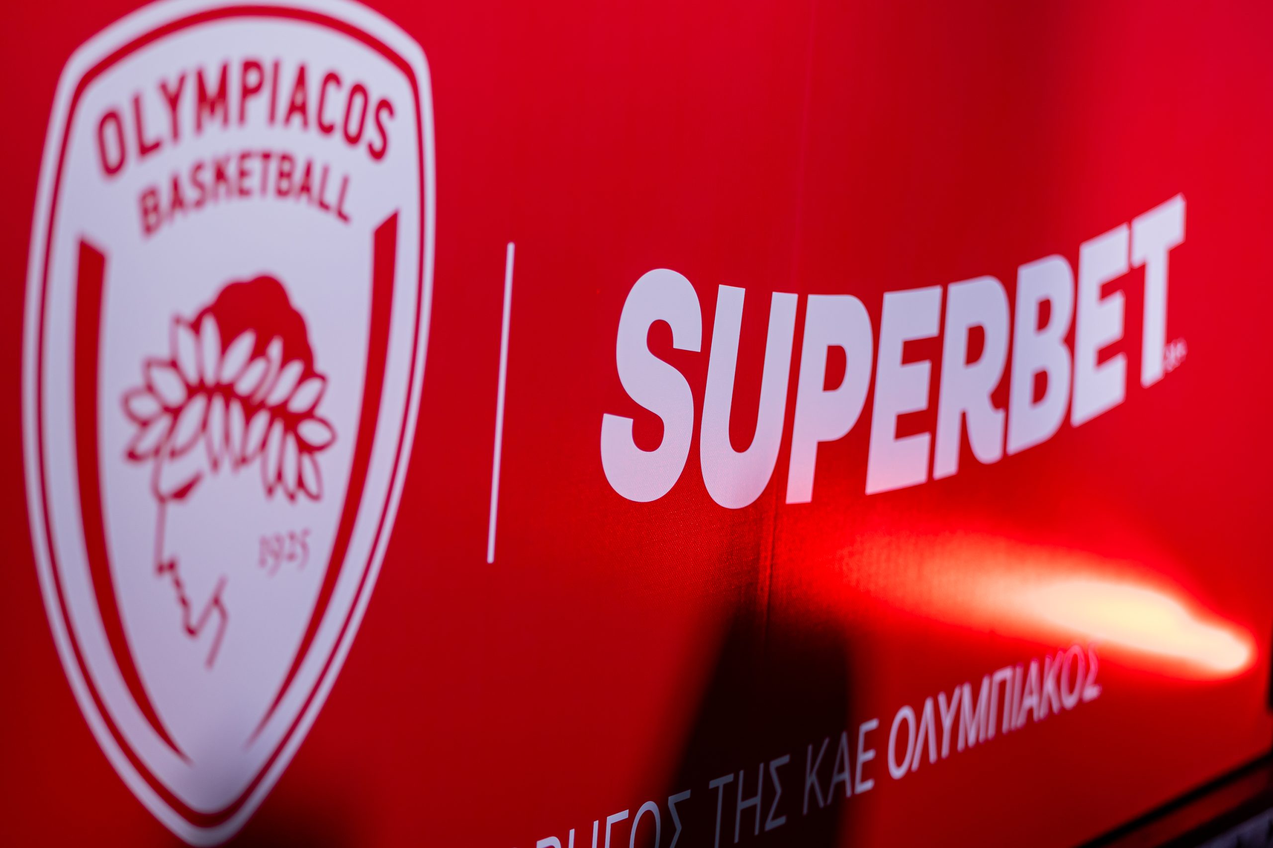 Ολυμπιακός – Superbet: Εγκαινίασαν τη νέα τους συνεργασία μέχρι το 2032