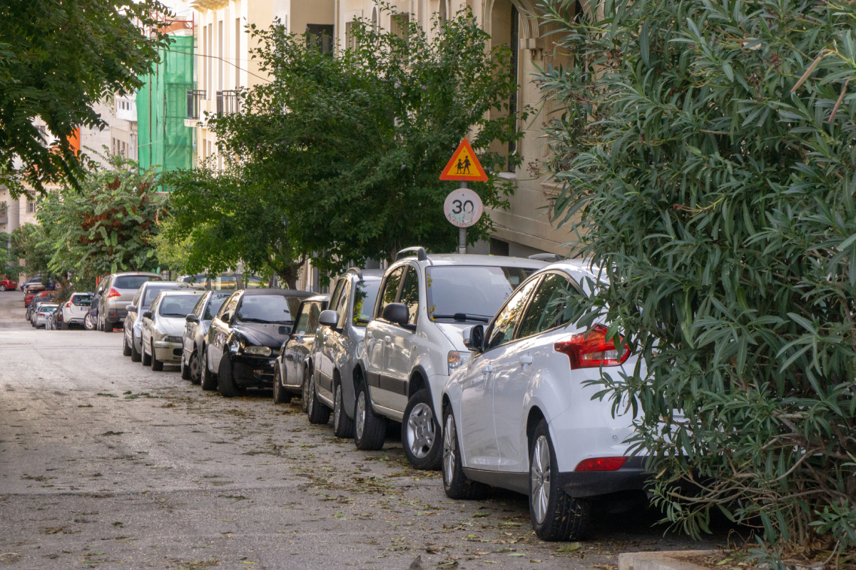 Δήμος Αθηναίων: Νέα δωρεάν εφαρμογή για πιο εύκολο παρκάρισμα στην πόλη – Πώς λειτουργεί