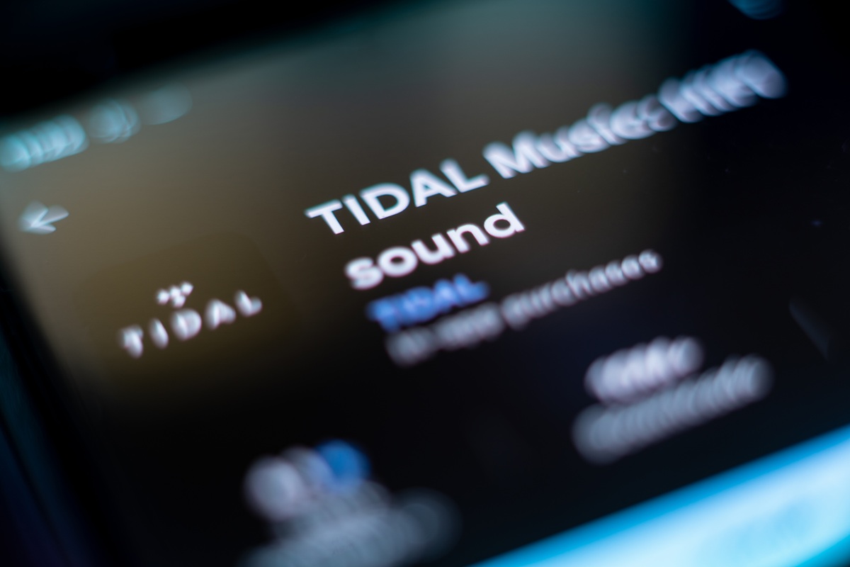 Tidal: Βάζει «μπλόκο» στα τραγούδια που δημιουργούνται εξ ολοκλήρου με AI