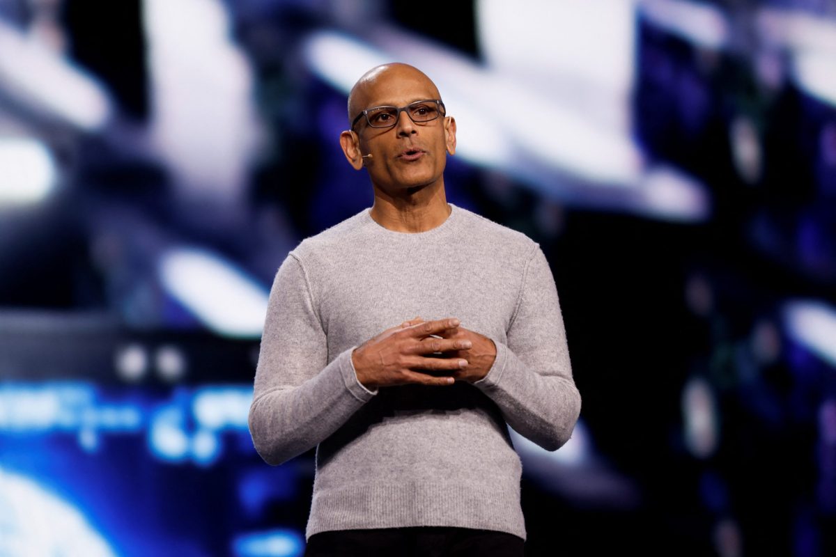 Microsoft: Η αμφιλεγόμενη απόφαση για το AI που αλλάζει τα δεδομένα – Τι σημαίνει για OpenAI και GitHub Copilot