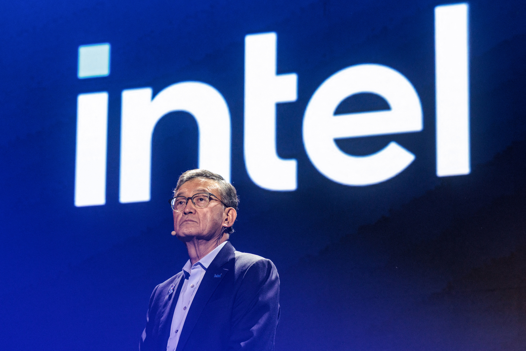 Intel: Αντλεί 15 δισ. δολάρια από έκδοση μετοχών – Τριπλασιάστηκε η αξία της