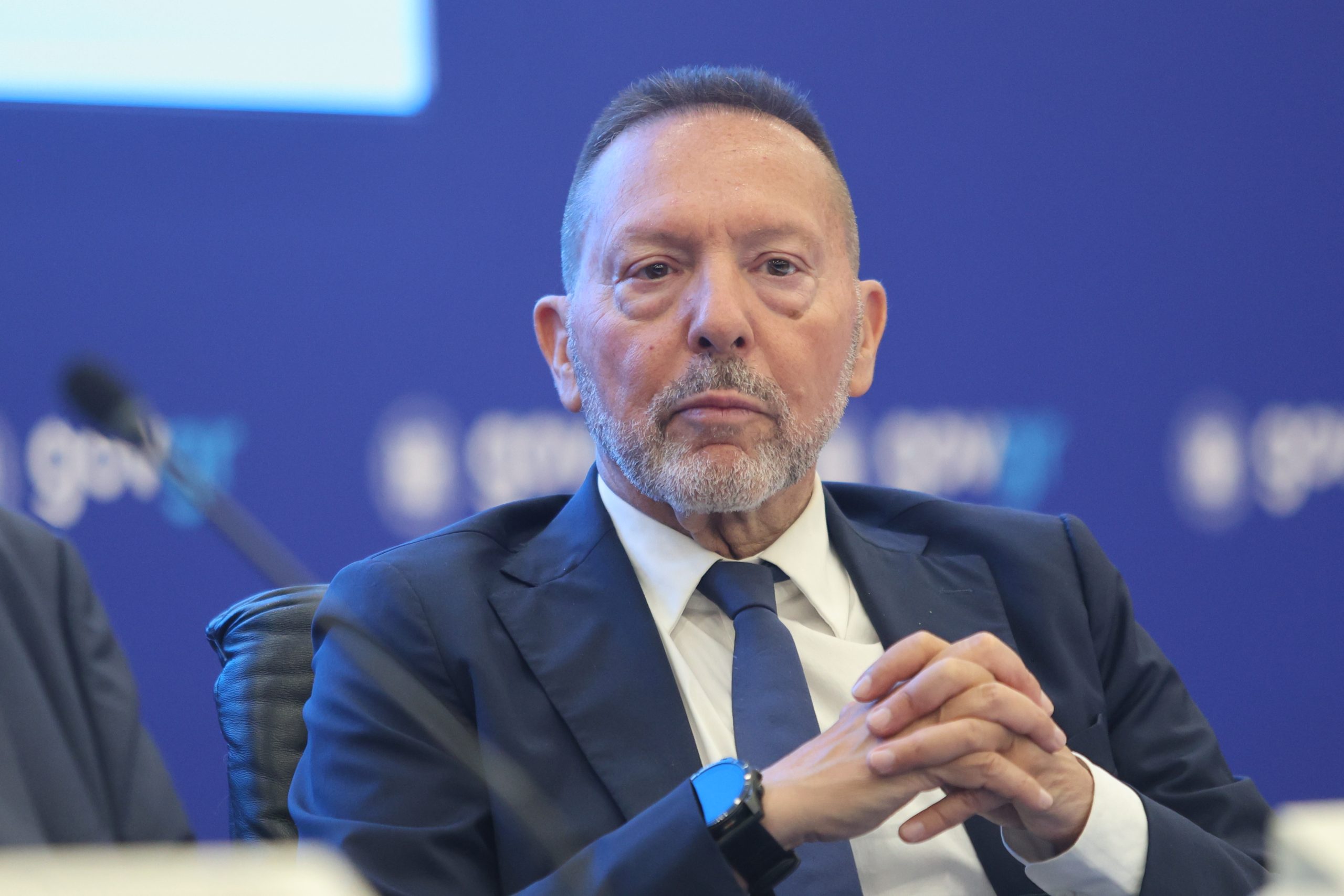 Στουρνάρας: «Ευπρόσδεκτες» οι ξένες τράπεζες στην Ελλάδα