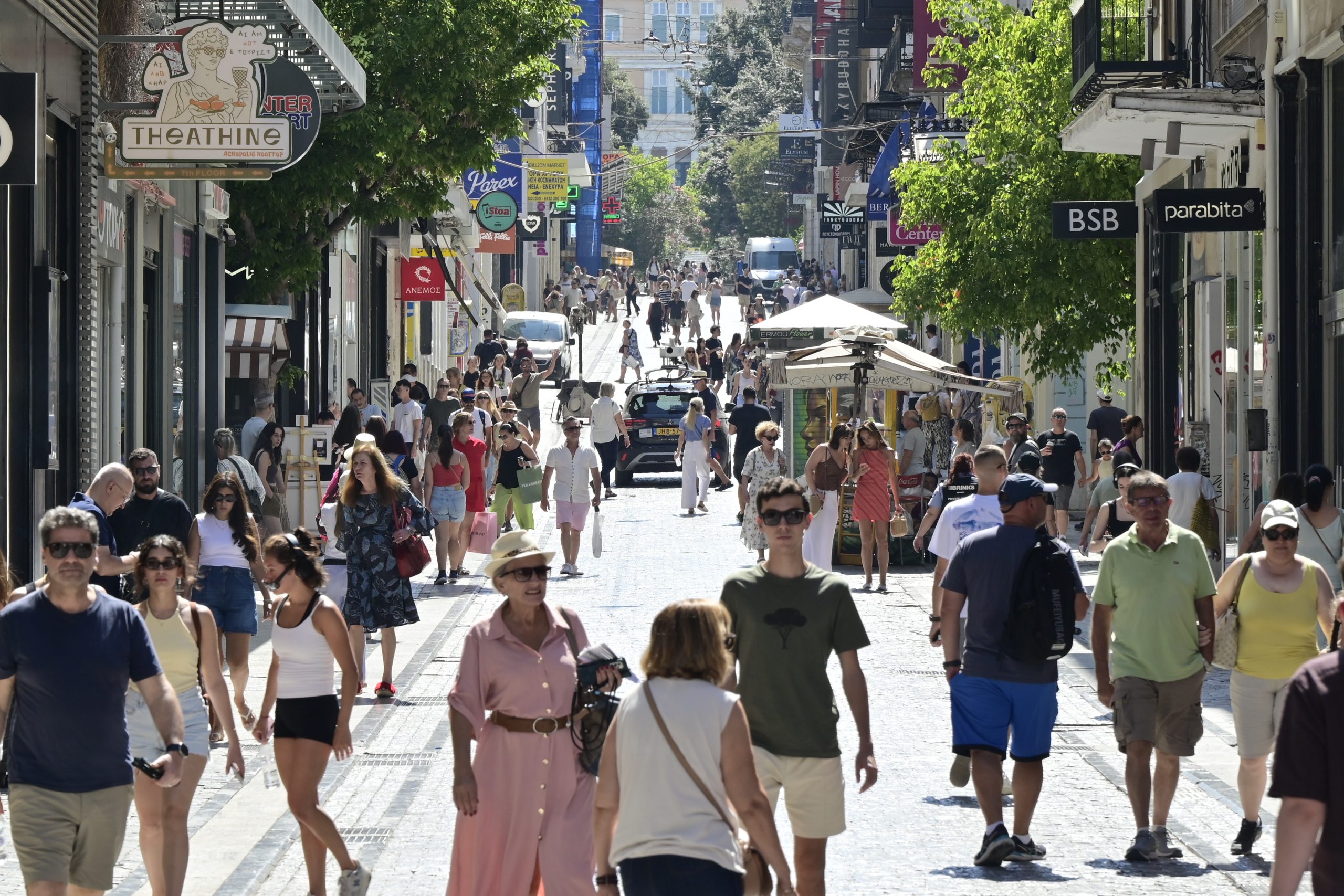 Λιανεμπόριο: Στα 20,17 δισ. ευρώ ο τζίρος το β’ τρίμηνο