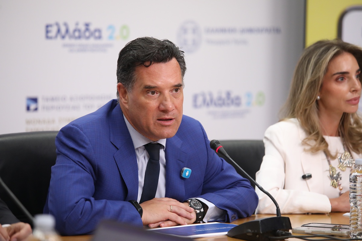 Φωτιές στη Δυτική Αττική: Σε επιφυλακή οι δομές Υγείας σε Μέγαρα, Ερυθρές και Βίλια