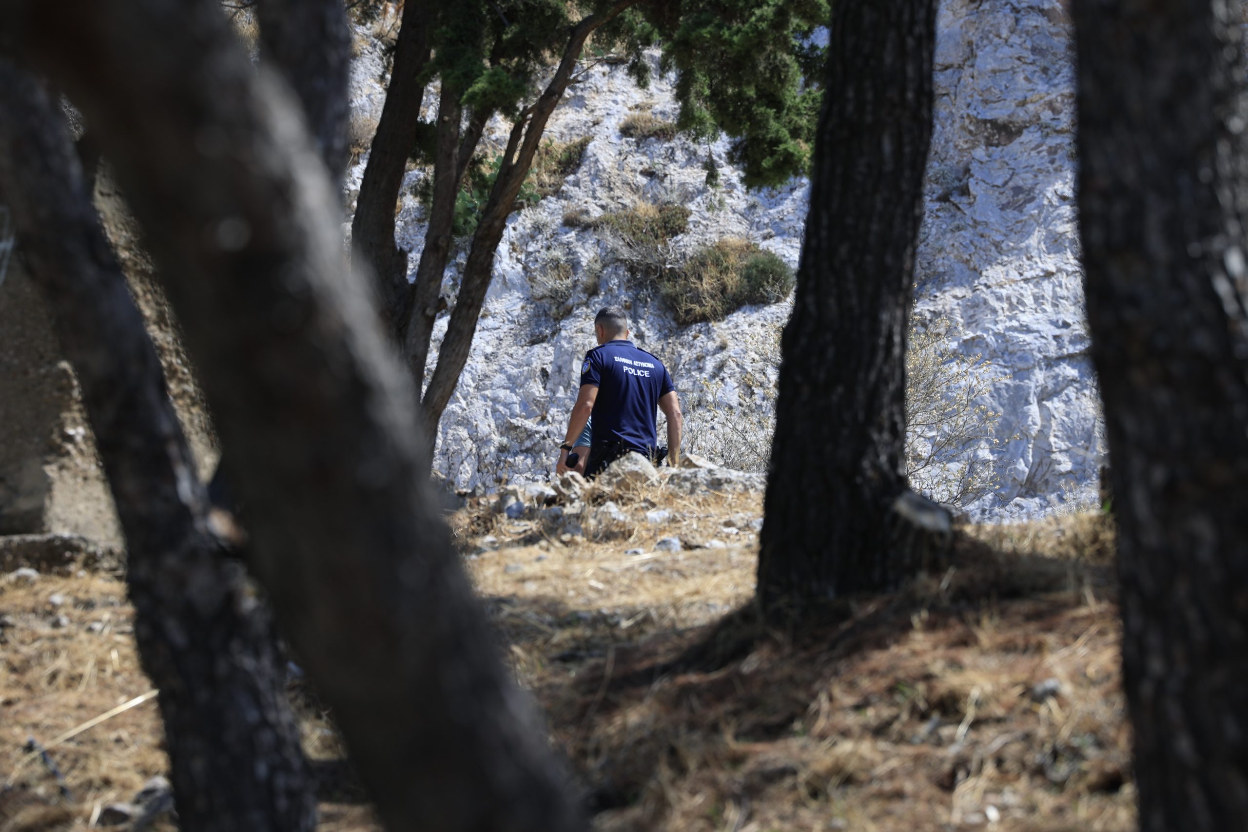 Λυκαβηττός: Σε 57χρονη από την Κυψέλη ανήκει η σορός – Πτώση από ύψος δείχνουν τα πρώτα ευρήματα