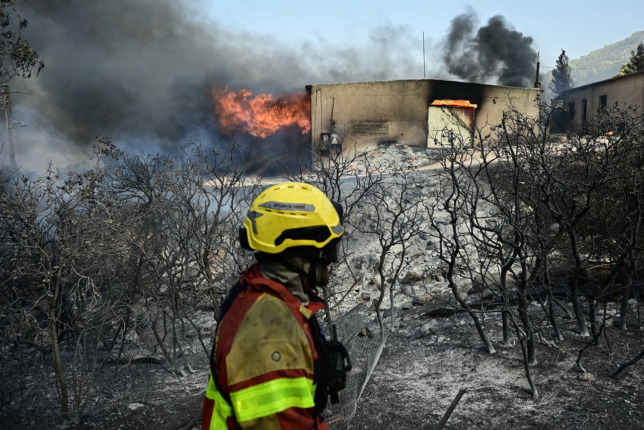 Ακραίος κίνδυνος πυρκαγιάς την Πέμπτη – «Κόκκινος συναγερμός» σε Αττική και αλλες περιοχές
