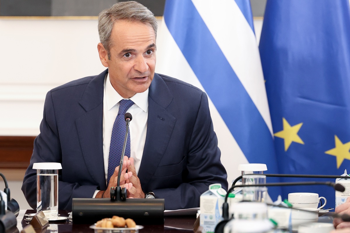 Μητσοτάκης: Εκλογές την άνοιξη του 2027 – Η κριτική σε Ανδρουλάκη και ΠΑΣΟΚ