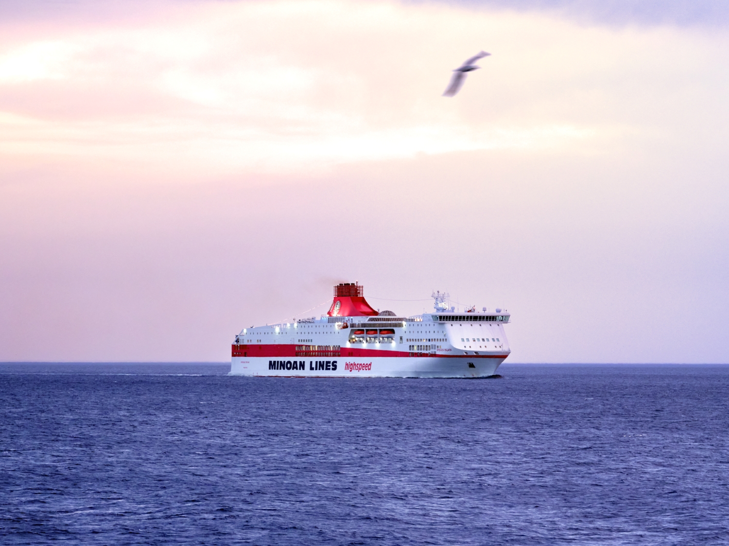 MINOAN LINES: Ανακοινώνει εκπτώσεις έως 50% για ταξίδια στη Μήλο