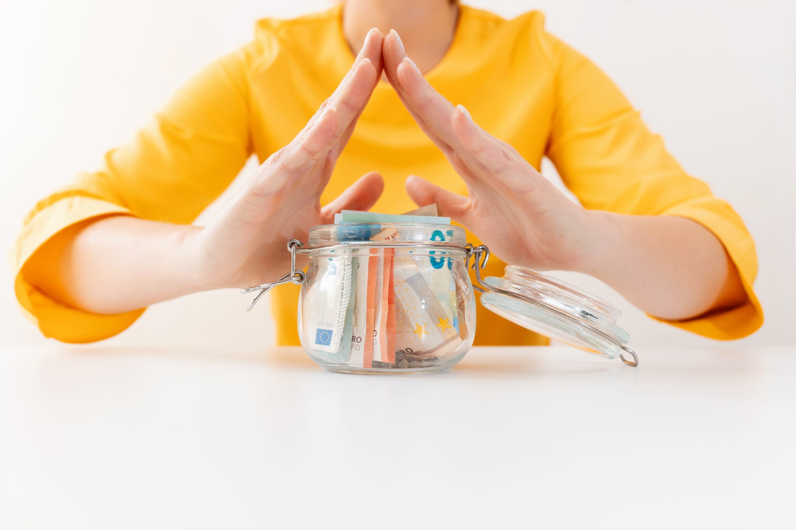 Loud budgeting: Όταν το «δεν έχω λεφτά» γίνεται… trend