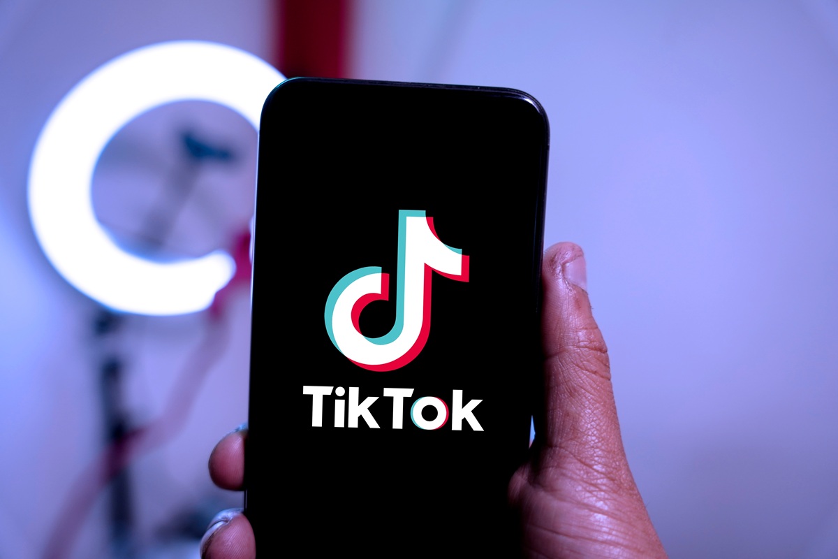 Το TikTok φαινόμενο που έγινε χρυσωρυχείο για τα brands – Γιατί επενδύουν Nike και CeraVe