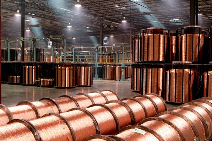 Viohalco: Έσοδα 4,3 δισ. ευρώ και άνοδος 18% στο EBITDA το α’ εξάμηνο