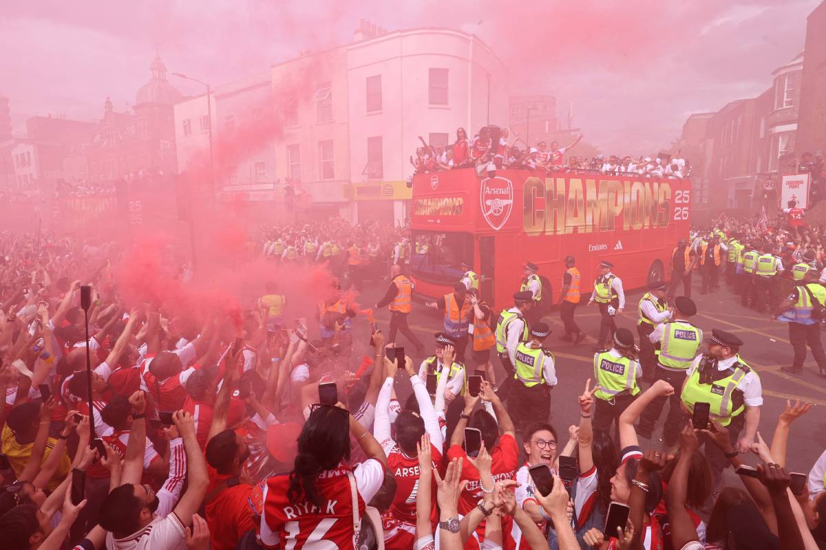 Premier League: Η πιο πλούσια λίγκα του κόσμου κινδυνεύει να χάσει την ψυχή της
